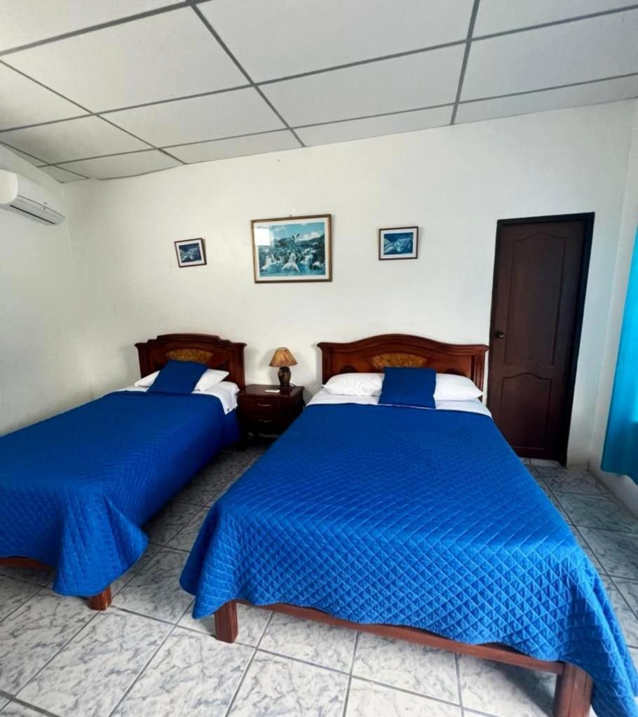 Hostal Villamil Puerto Villamil Esterno foto