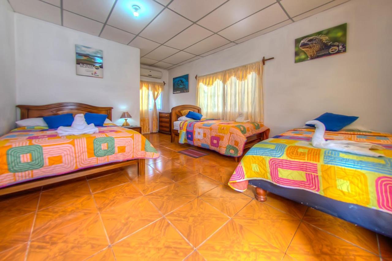 Hostal Villamil Puerto Villamil Esterno foto